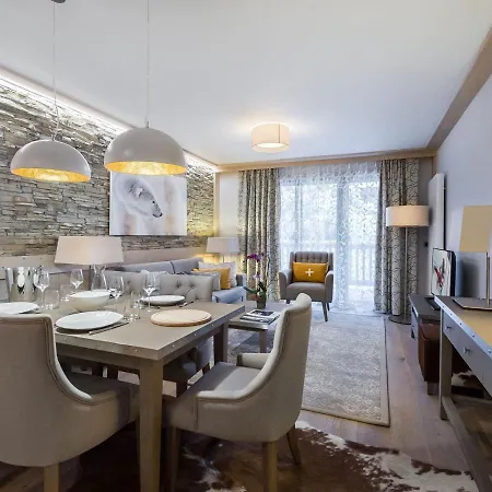 Moderne A Village, Pres Des Commerces Et Pistes, Parking Et Salle De Fitness Inclus - Fr-1-562-38 Courchevel