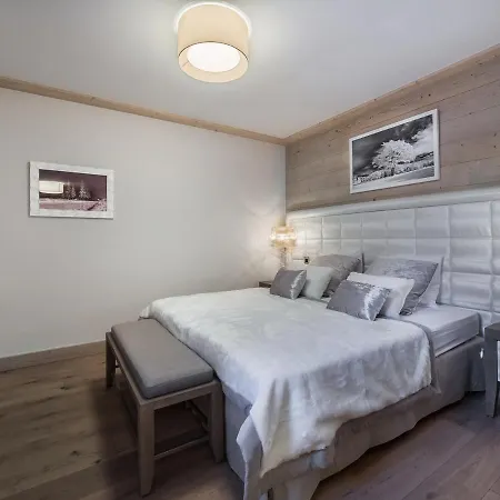 Appartement Confort Moderne Près Des Pistes à Courchevel, 6 Personnes - Fr-1-562-38 *